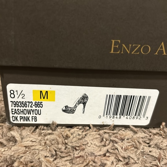 These will turn eyes with the shimmer and shine of the rhinestones - Picture 5 of 5